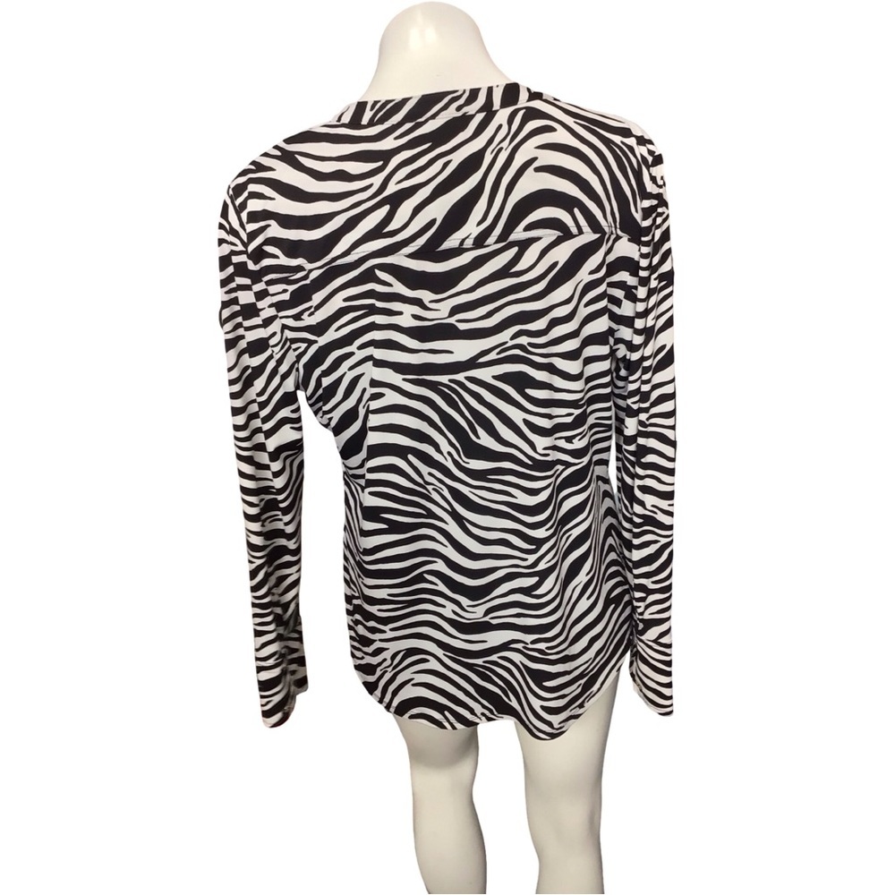 Chic Zebra Pattern Blouse - Picture 2 of 4